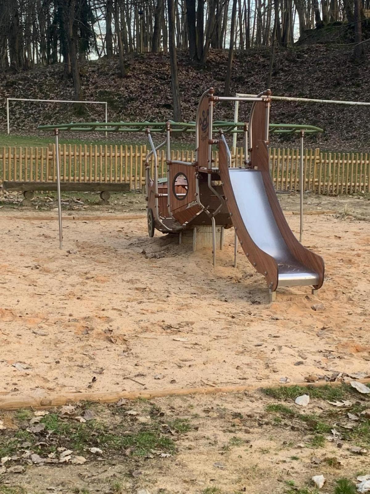 Location Mobil-Home Le Parc Des Roches Saint-Chéron Zewnętrze zdjęcie